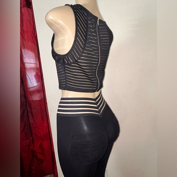 Cute Booty semi shear cropped striped top small like new perfect Top only - Picture 10 of 10